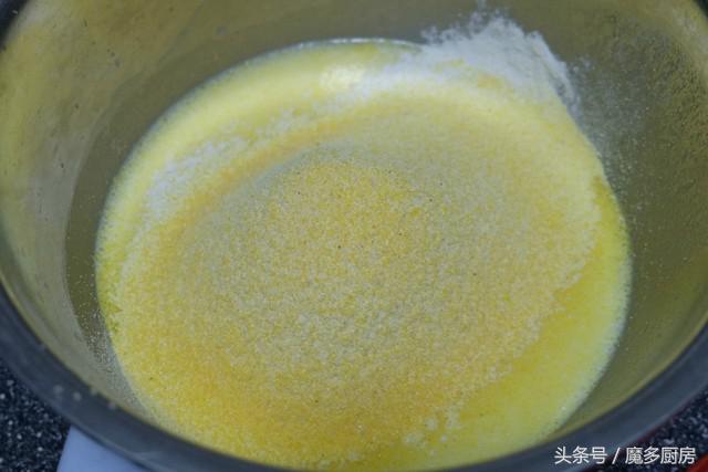 用鸡蛋和面粉做鸡蛋松饼,如何只用鸡蛋面粉做松饼