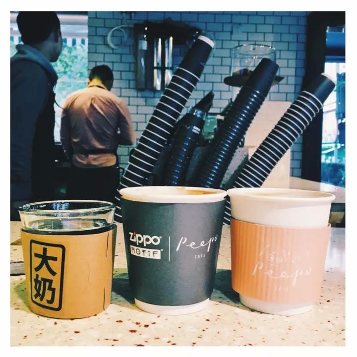 水果店咖啡、菜场咖啡、看魔都这些小窗咖啡店肉搏星爸爸！