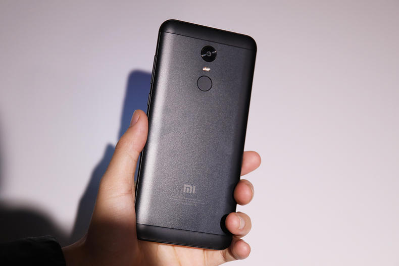 1千块钱买什么手机好啊,1千5左右最值得入手的手机