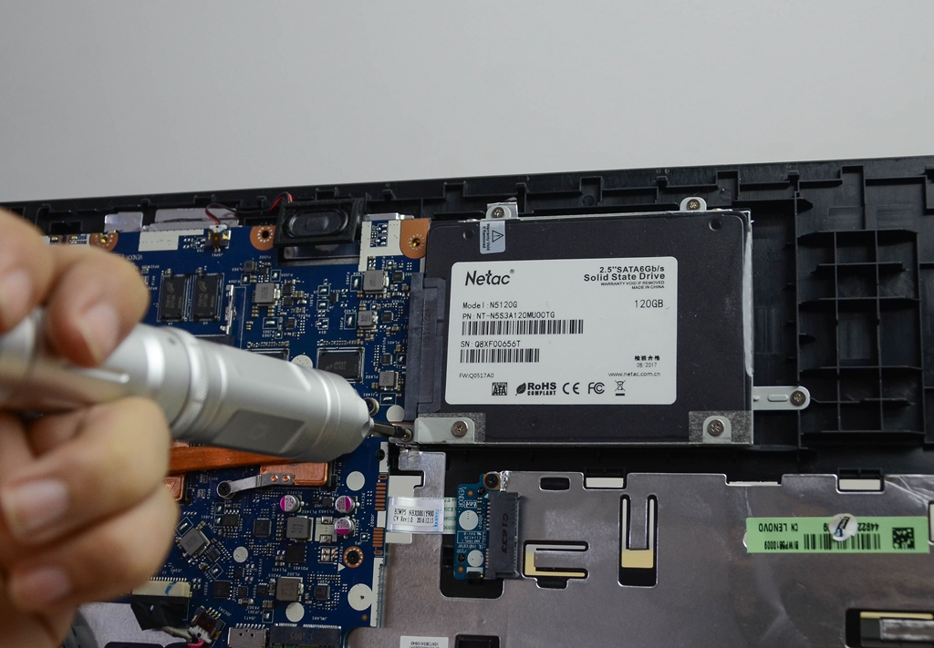 笔记本电脑加装SSD过程,笔记本加ssd固态教程