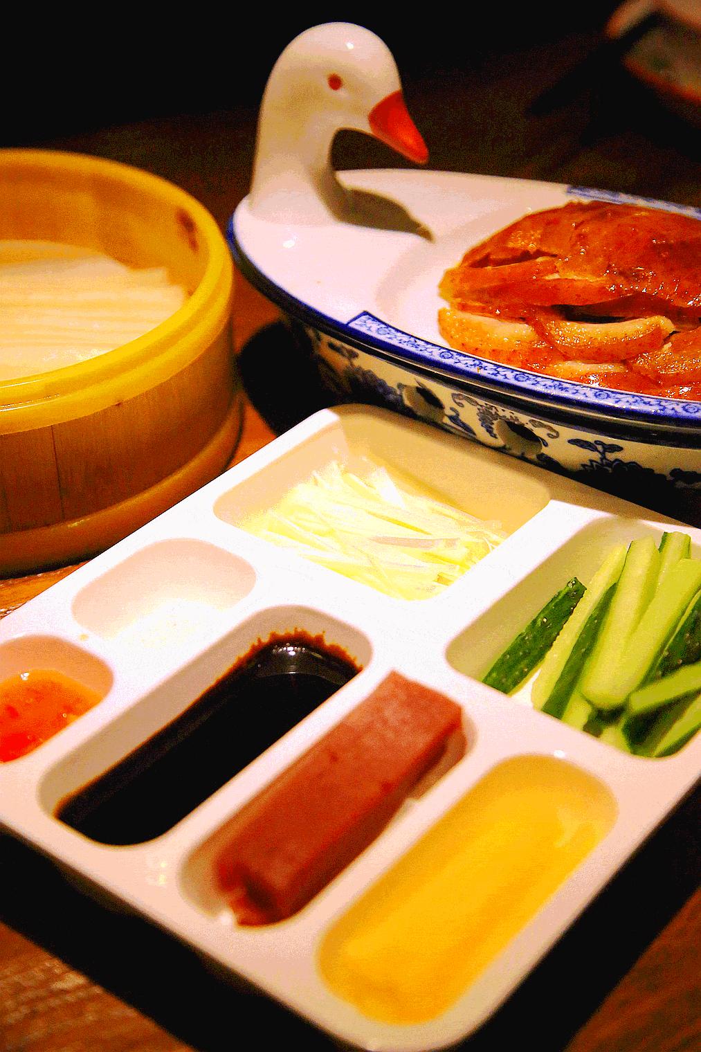 一年卖200w只老北京烤鸭店,烤鸭39年老店