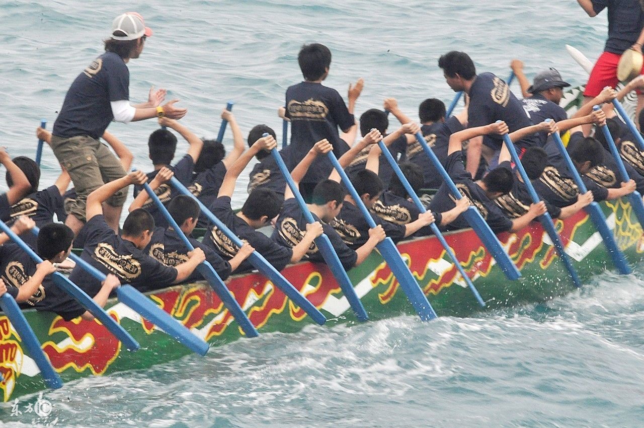 大学生创业项目ppt,女大学生创业成功案例