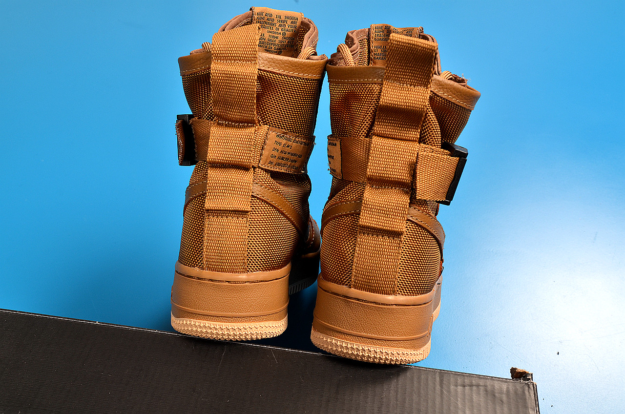 nikeairforce假鞋与真鞋区别,假nikeairforce1react白蓝