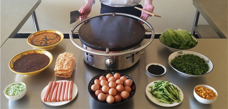 山东杂粮大煎饼面糊配方低成本,山东杂粮煎饼配方比例调面糊技巧