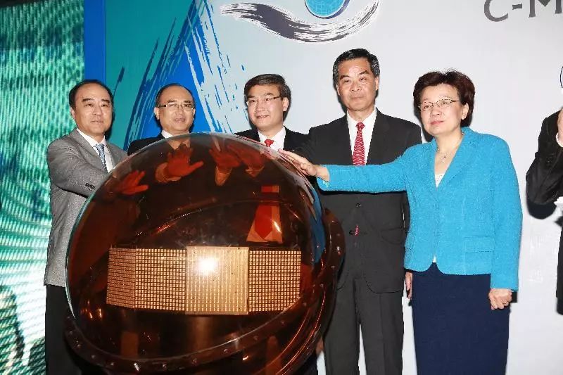 首发涨超120%，这只腾讯加持的希玛眼科究竟有何魔力？