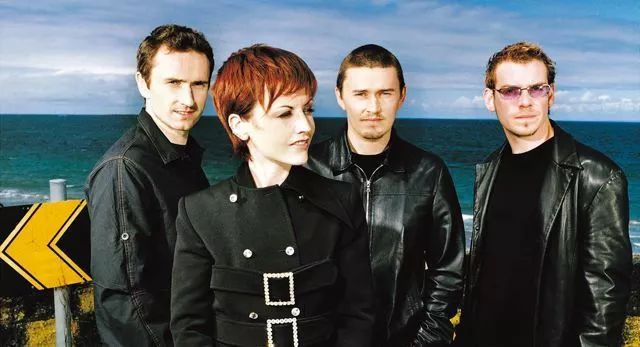 小红莓主唱去世前听的歌曲,小红莓乐队主唱去世经典曲目回顾