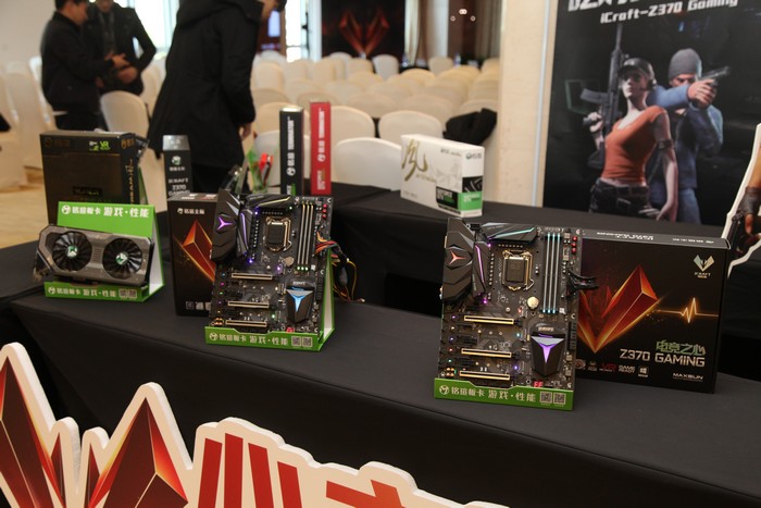 号称国产DIY硬件里最酷炫的?看到实物只想说两个字——厉害