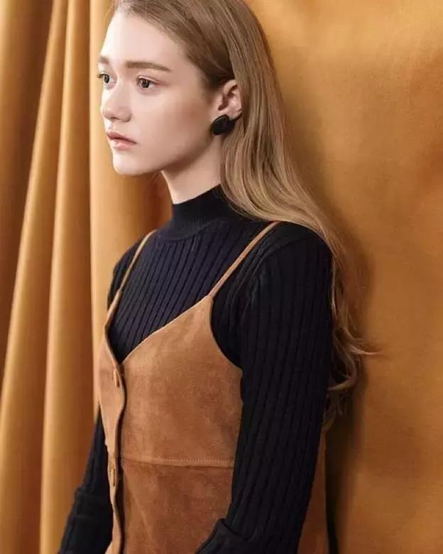 连年末派对都不知道怎么穿，你还指望脱单？