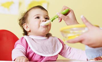 宝宝水蛋怎么蒸得又嫩又好吃,妈妈辅食教程蒸糕