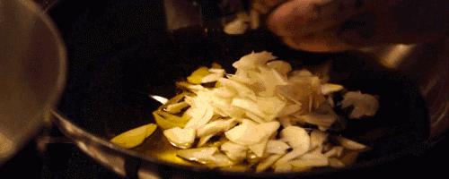 到底怎么分辨地沟油,分辨地沟油其实很简单