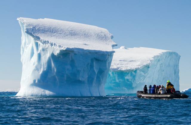 通往南极地下的水道,地球之极破冰船南极之旅