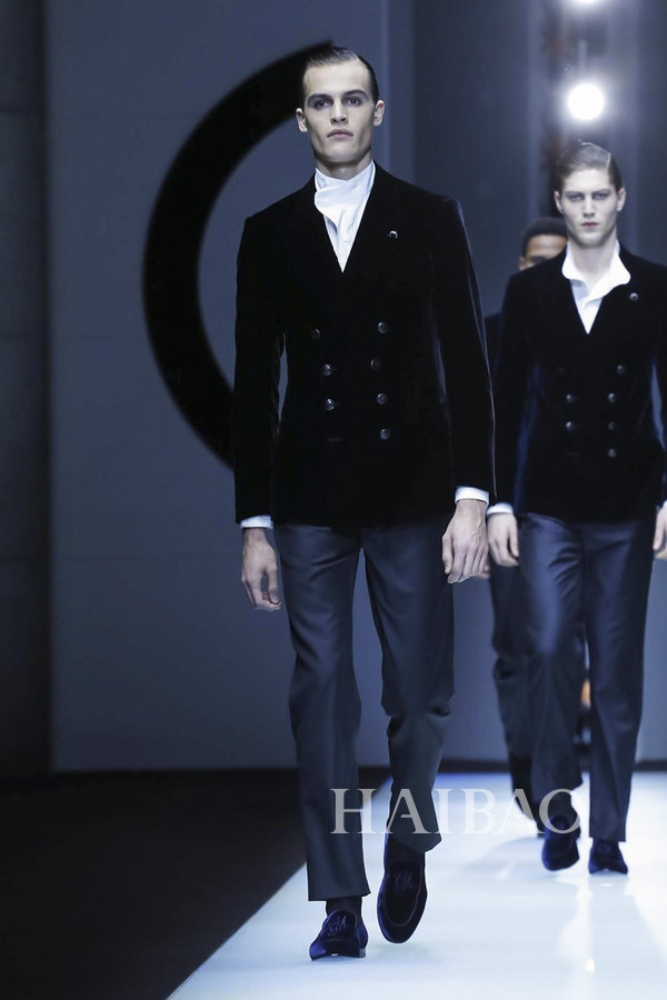 今年流行冬款阿玛尼男装,giorgioarmani乔治阿玛尼公告