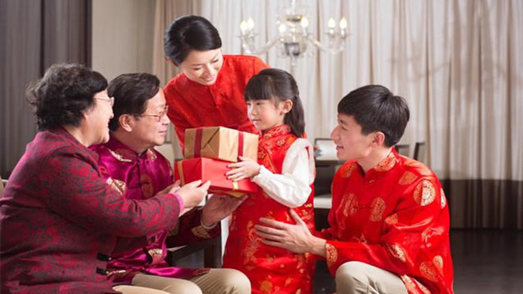 90公分的宝宝穿唐装,宝宝穿唐装配什么鞋子