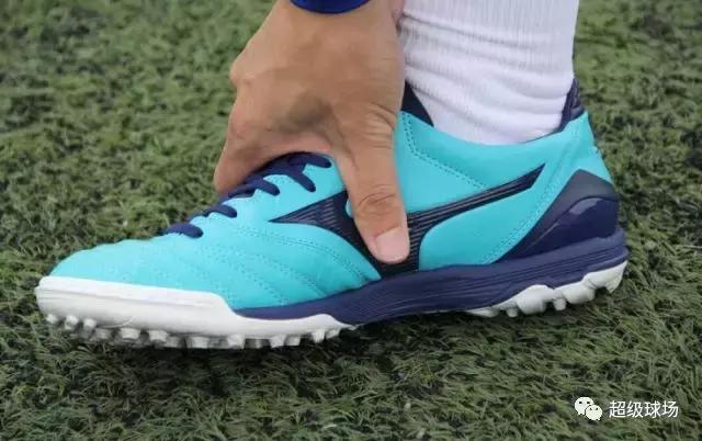 初学者学足球选足球鞋,足球鞋购买注意事项