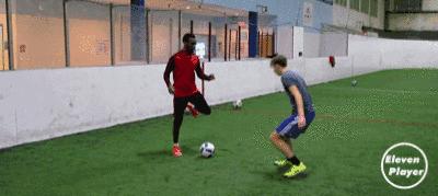 足球晃动过人,足球技巧晃人