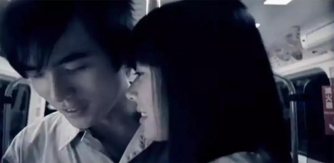 周杰伦带你回到03年的歌,周杰伦的哪一首歌带你回忆青春