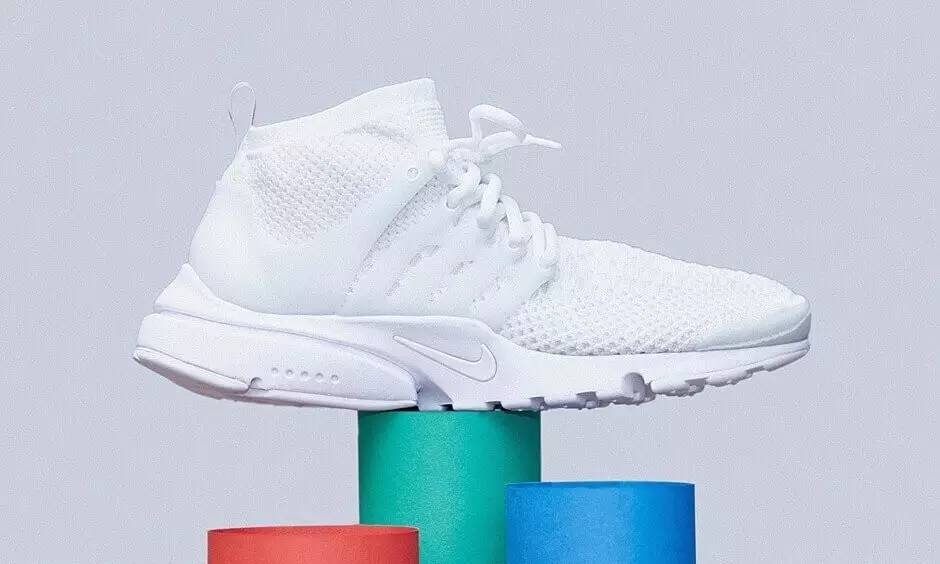 与别人撞衫了还应该穿吗,和别人撞衫怎么显得不尴尬