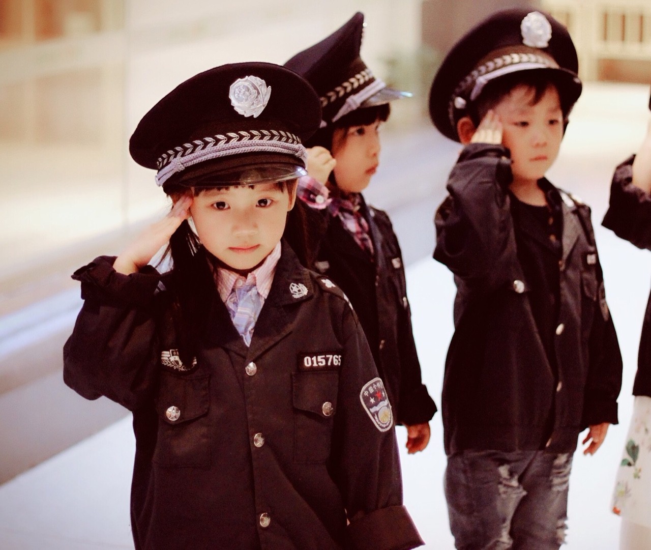 家里有小孩的注意！亲子畅玩卡杭州首次开办~华东100+家亲子乐园，海洋馆，泡温泉，游泳，攀岩……玩个遍不花钱