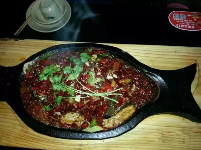 重庆必吃的100家烤鱼店,重庆本地人爱吃的10家火锅店