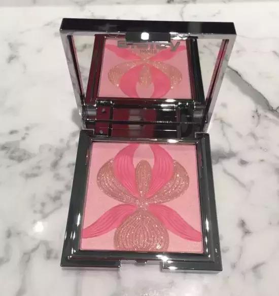 哪款腮红好用又持久不卡粉,哪款腮红好用又自然