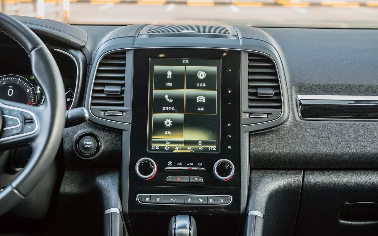 沉浸式体验雷诺科雷傲试驾,雷诺科雷傲试驾老司机