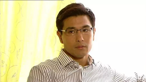 谁是眼镜男神,戴什么眼镜好看男