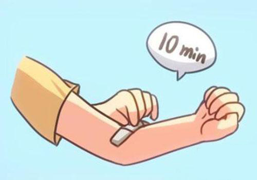 抽血抽到手麻护士,抽血护士把你手抽淤青怎么办