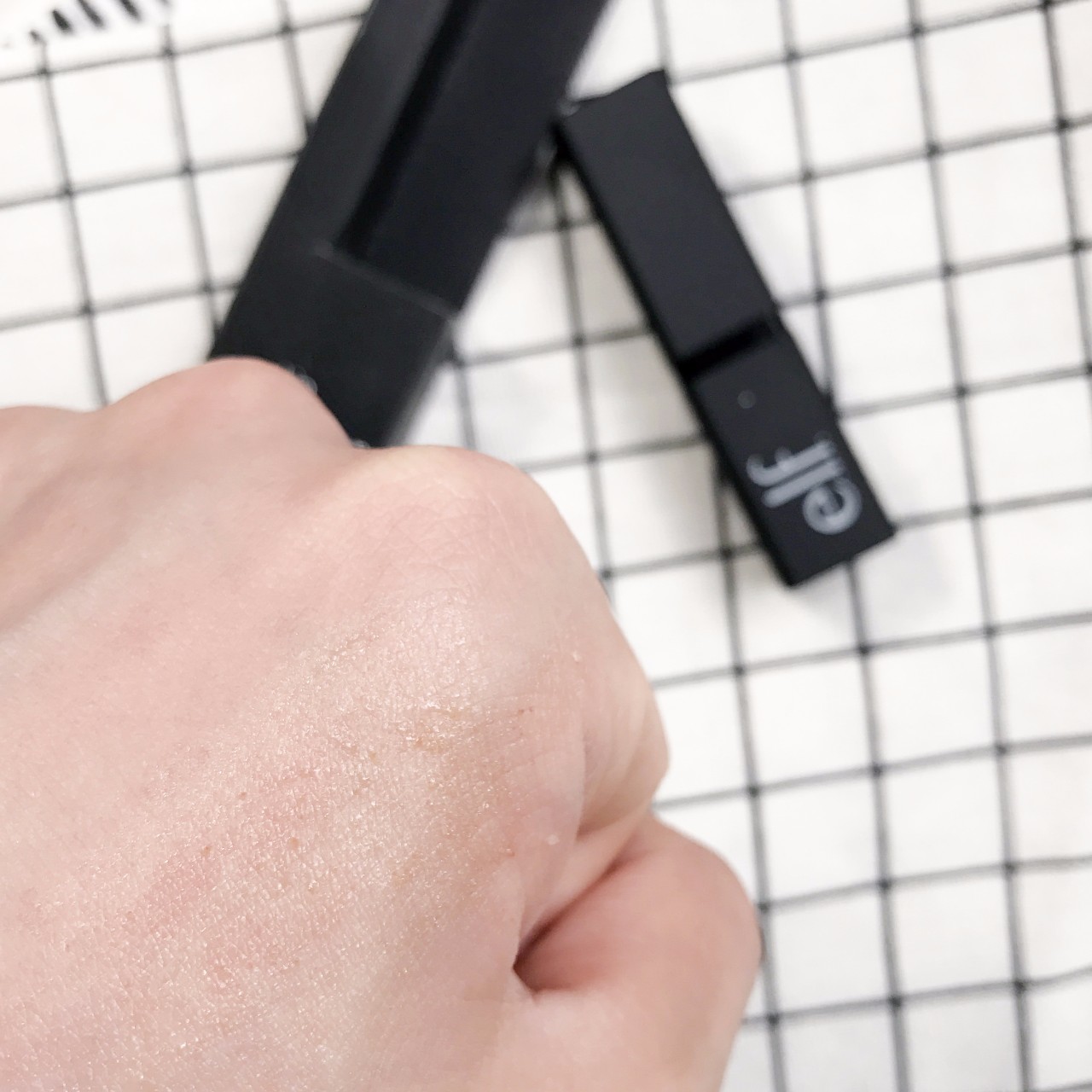 10支唇膏,10款润唇膏帮你总结好了