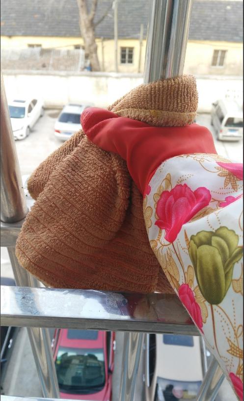 大扫除纱窗清洁必备,家政如何快速清洗防盗窗