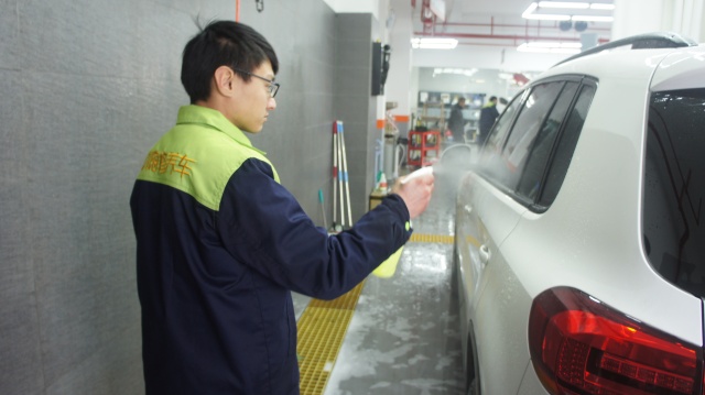 听说白车难伺候？