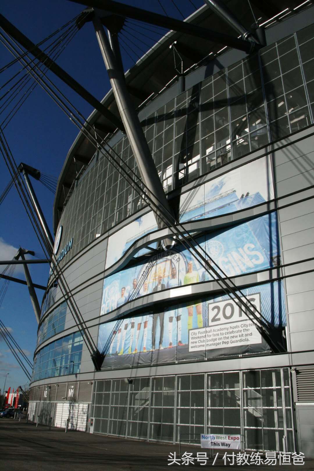 英超曼城伊蒂哈德球场开放,曼城主场伊蒂哈德