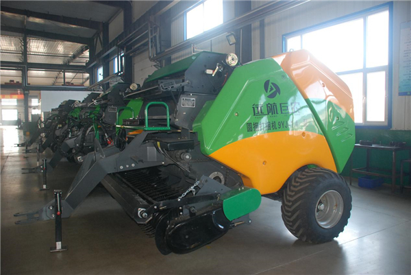 带爪子的打捆机，你见过吗？