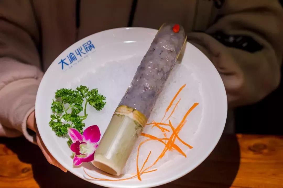 这家店老板说啦，毛肚不好吃就退货，你准备去退货吗？