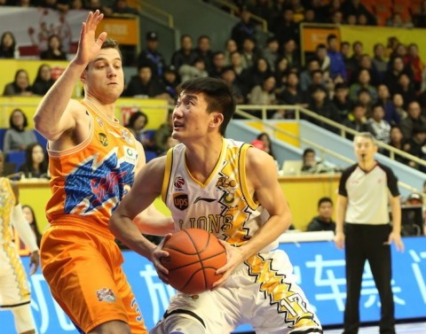 当初深圳队甩掉他是有道理的，关键时刻他那两次失误足够坑爹