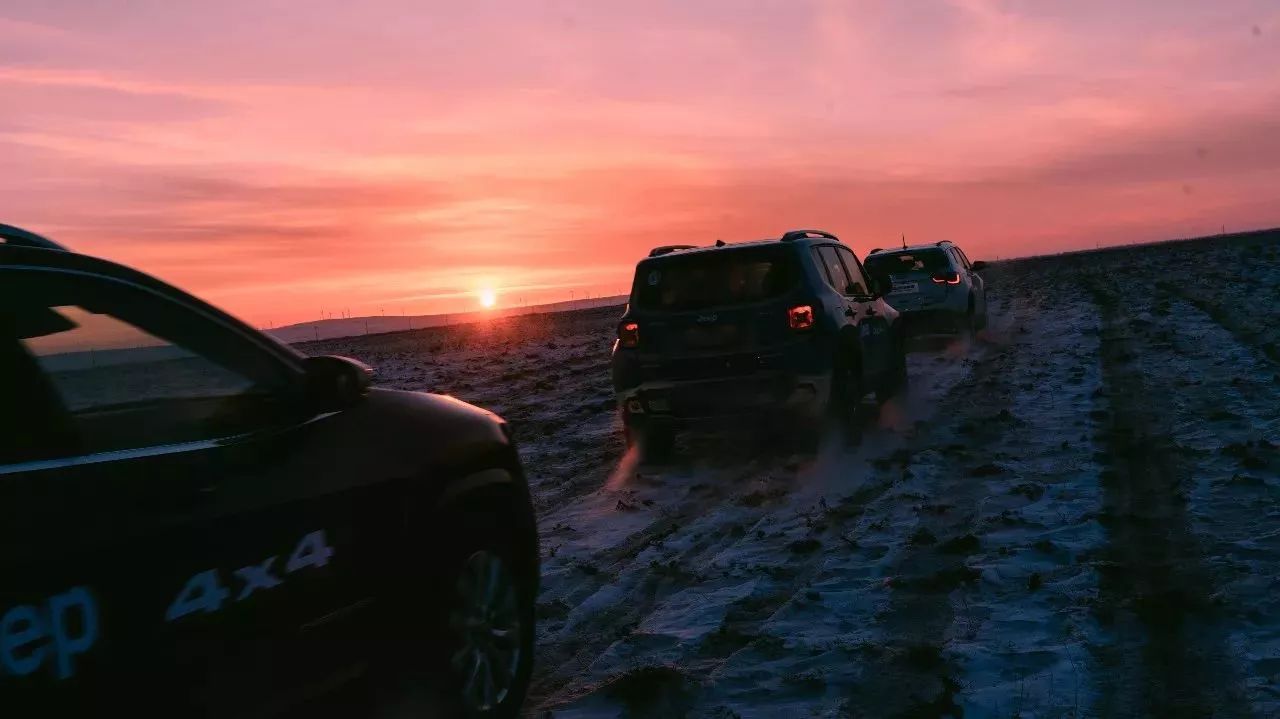jeep冬天进藏,jeep冬天玩雪