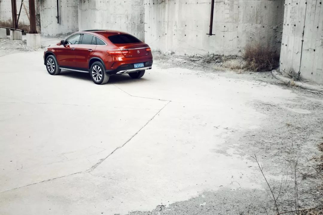 奔驰gle400越野2020款,最新款奔驰gle400试驾