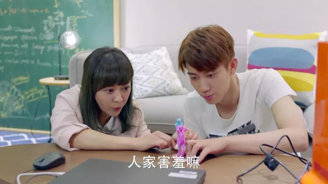 灰姑娘的故事说100年不厌,还不是心里怀揣一个李泽言么