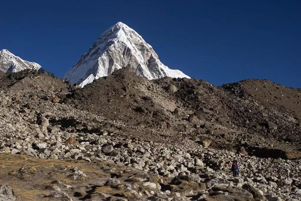 尼泊尔ebc徒步几天可以完成,尼泊尔ebc徒步多少公里