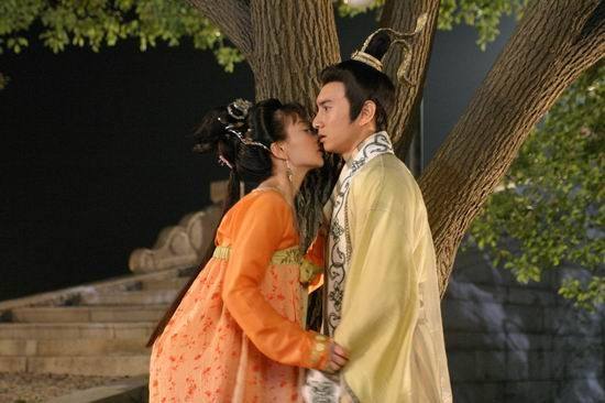 妻子生病住院丈夫却离奇失踪,妻子重病在床竟惨遭丈夫抛弃