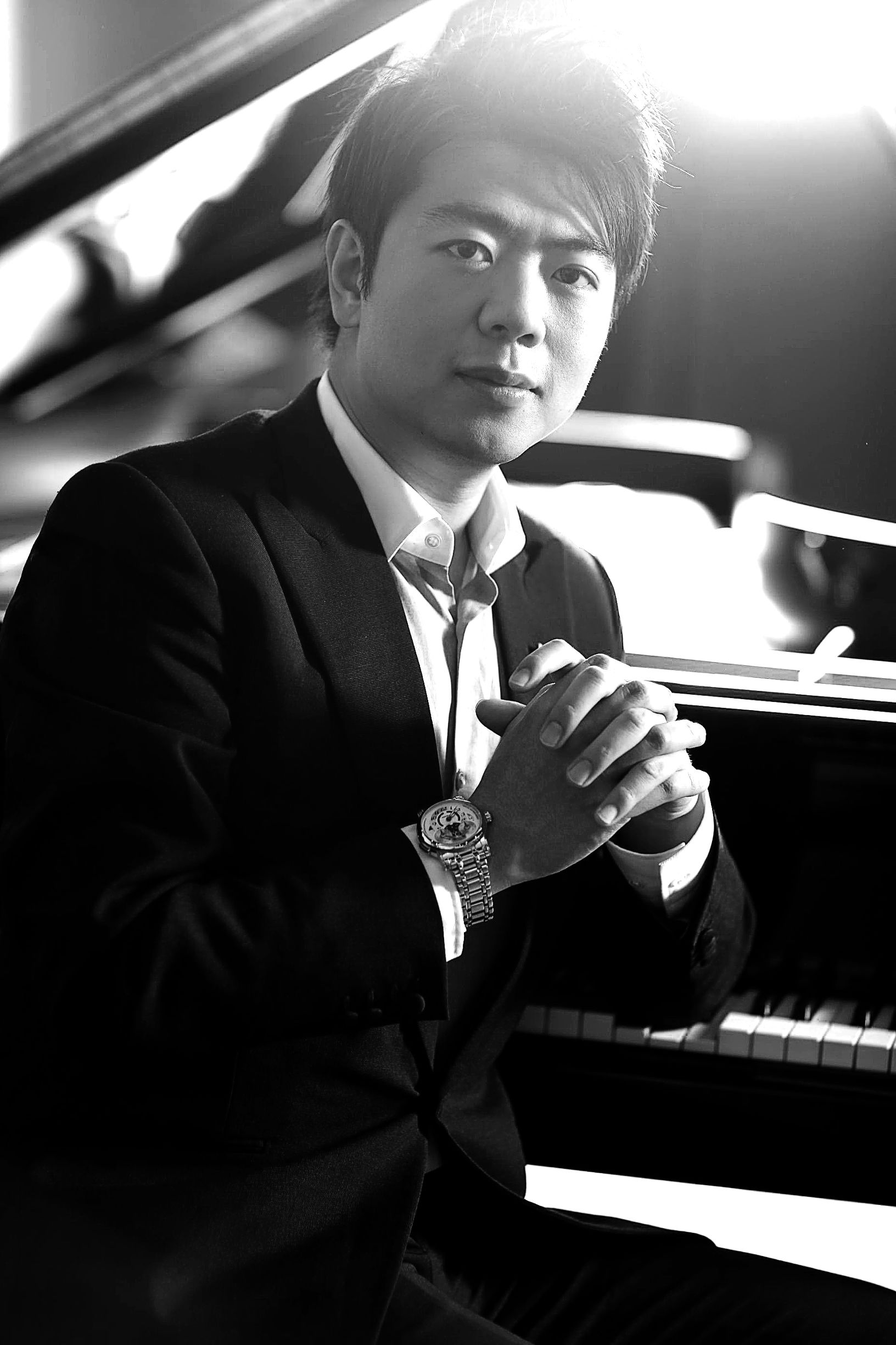 钢琴家郎朗弹的中国名曲,钢琴演奏家郎朗的演奏视频