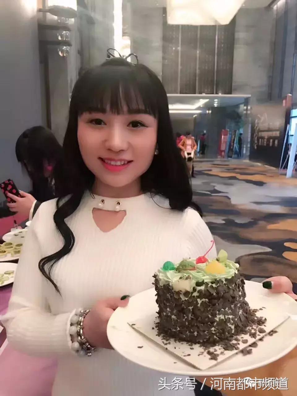 与白血病抗争8年女孩治愈,冯莹病魔抗争7年