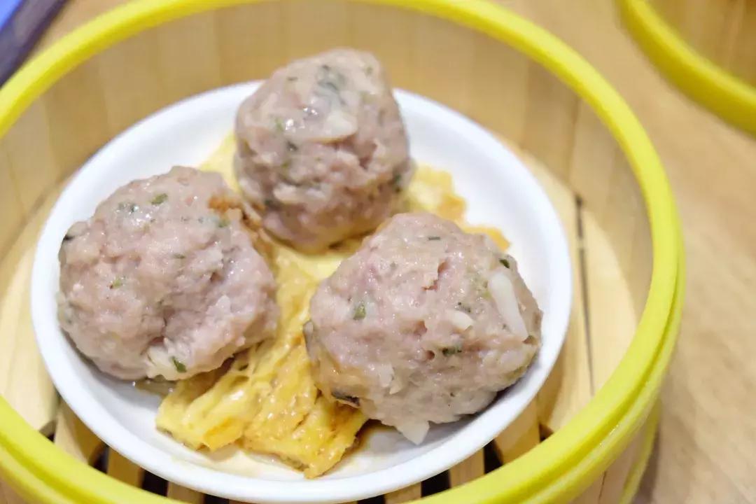 贵阳平价海鲜店,高大上的海鲜店装修