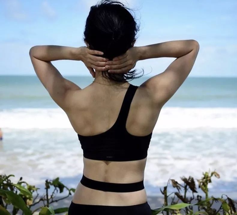 运动内衣简单好穿,运动内衣让你穿出好身材