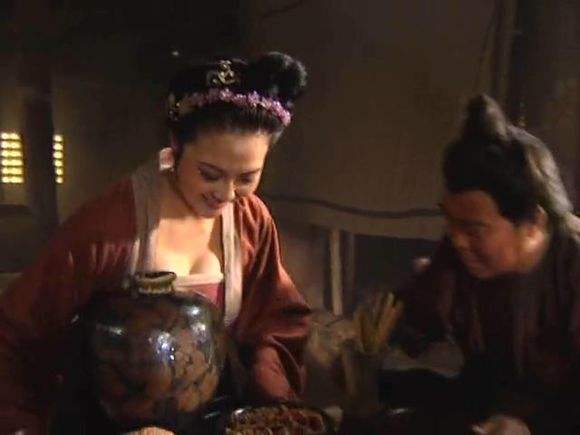 为什么说孙二娘很受人喜欢？因为她身上有两点不同