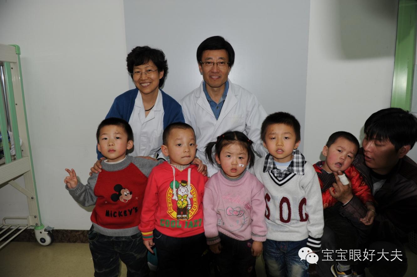 先天性上睑下垂最佳的治疗措施,上睑下垂适合多少岁治疗