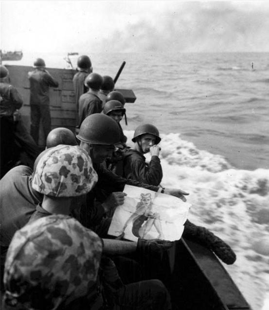 美军与美国民众关系,美军和日本美女