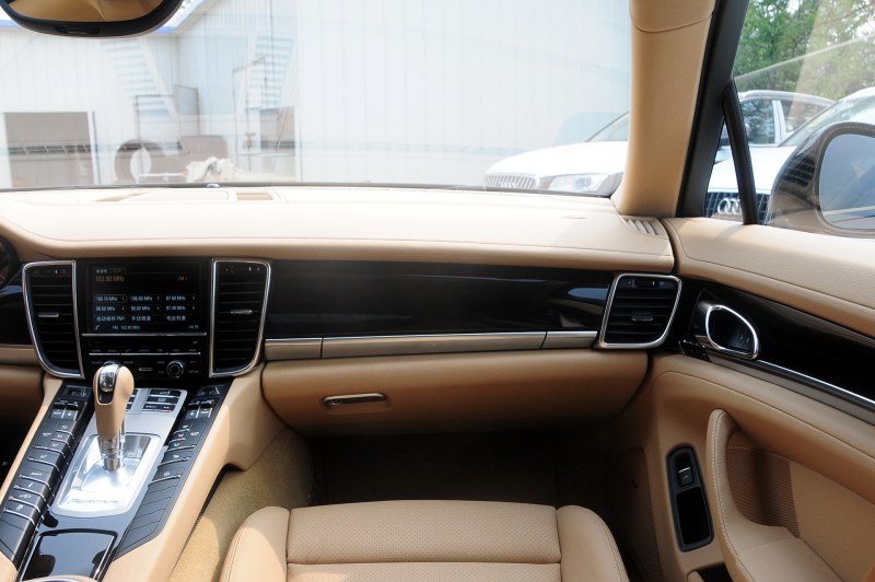 中国足球最强战将郑智,中国男足郑智年轻照片