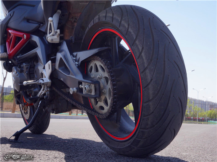 黄龙600巡航和春风650,春风nk650和黄龙600