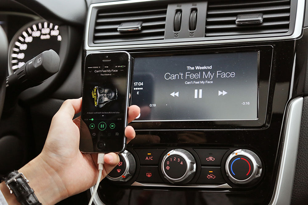 大飙车日产骐达试驾视频,东风日产骐达试车