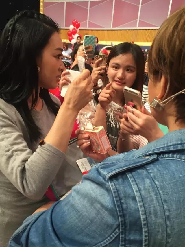 钟丽缇辣妈保鲜秘籍,钟丽缇妈妈节目带的行李